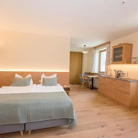 Naturparkbauernhof Poeltl アパート *