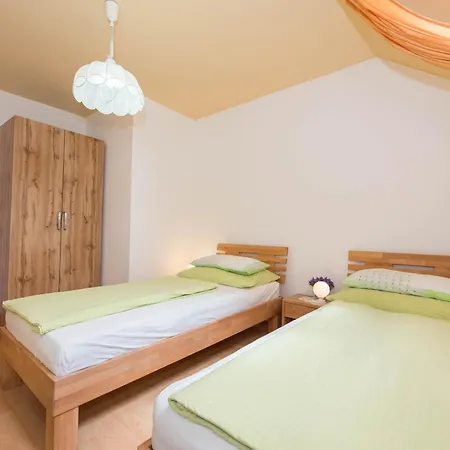 Naturparkbauernhof Poeltl *