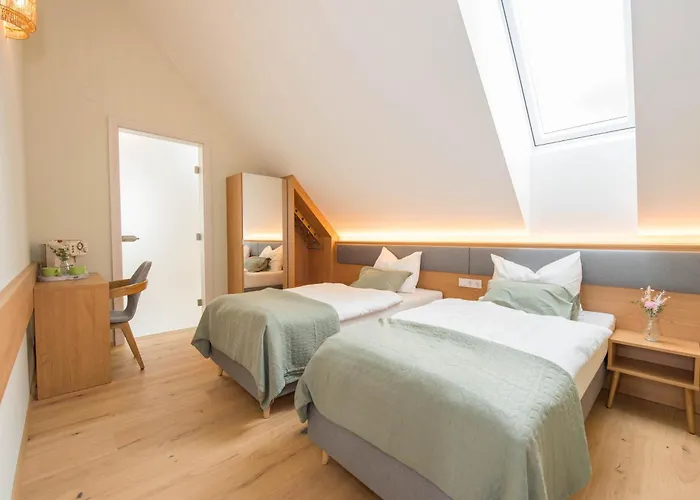 Naturparkbauernhof Poeltl * بولاو